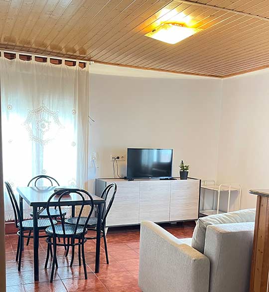 Salón apartamento para cuatro personas en Guadalaviar