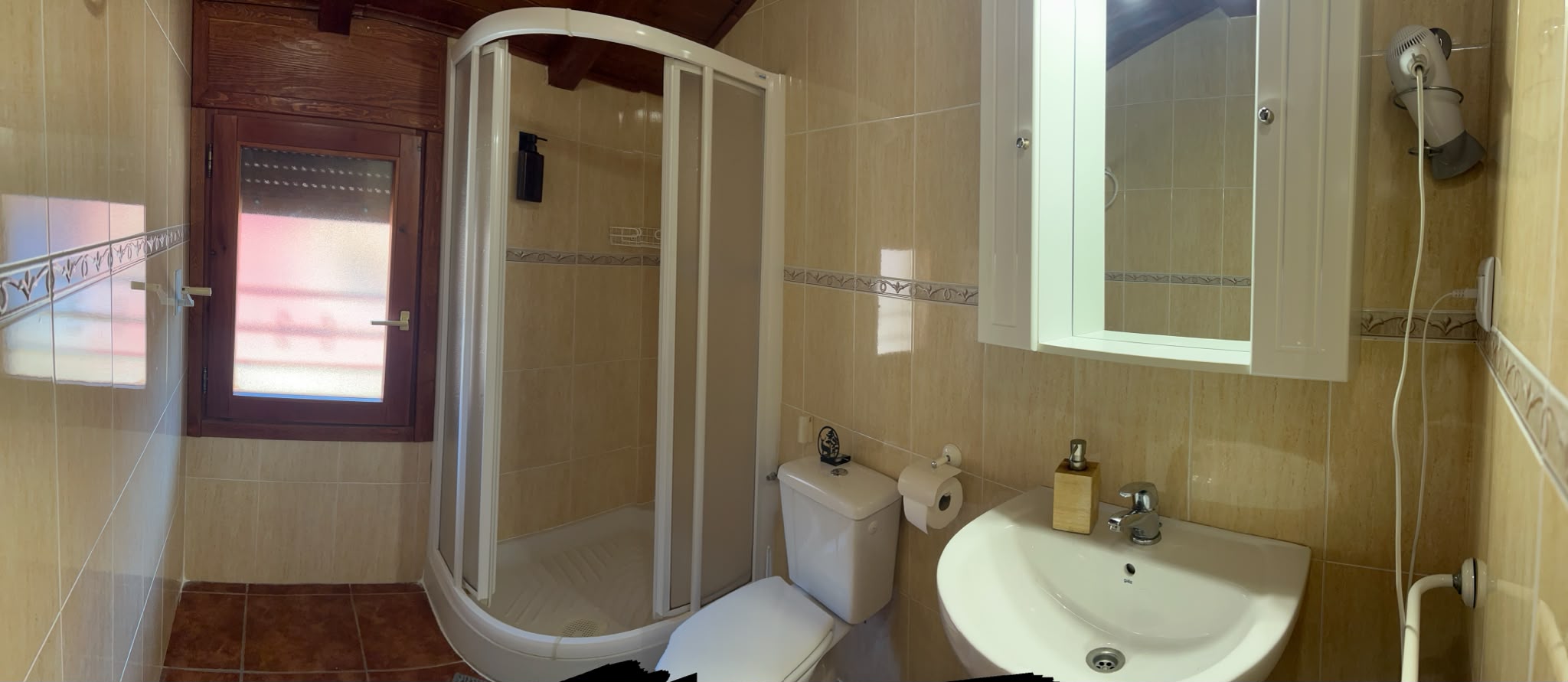 Alojamiento con baño privado en Guadalaviar 